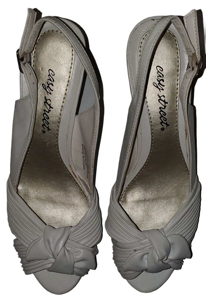 Easy Street White Sling Back Knot Heels|Like New!