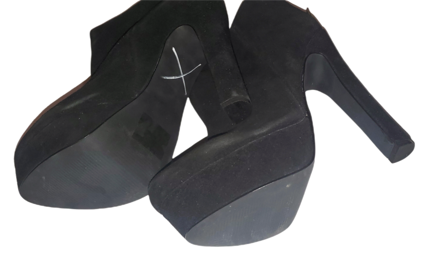 Colin Stewart Suede Black Ankle Boots|Used
