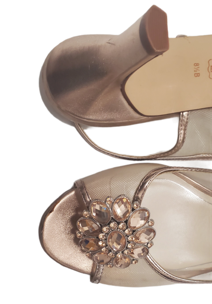 CAPARROS Light Pink Kitten Heels Embellished|Like New