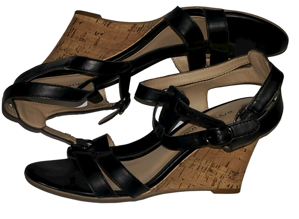Black Wedge Sandals|Used