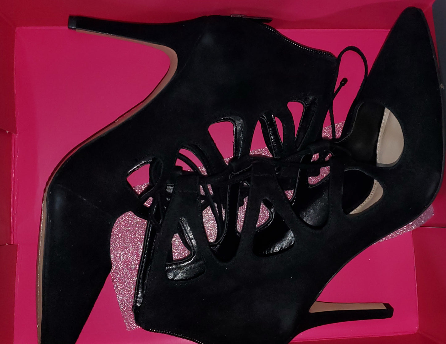 Vince Camuto Black Lace Heels|Like New!