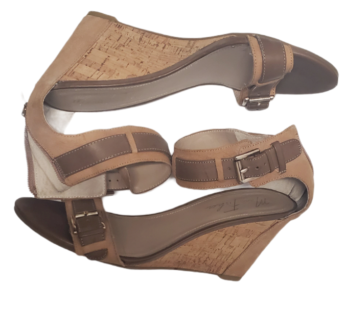 Beige Wedge Sandals|Used